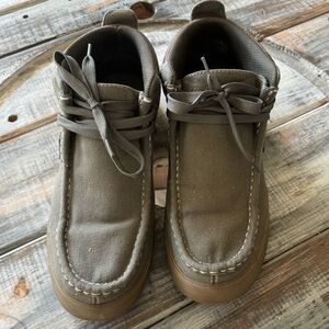 Lugz shoes size 11 Men